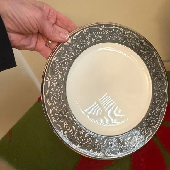 NWT Noritake Silver Palace 9” Accent Plate Set of 3